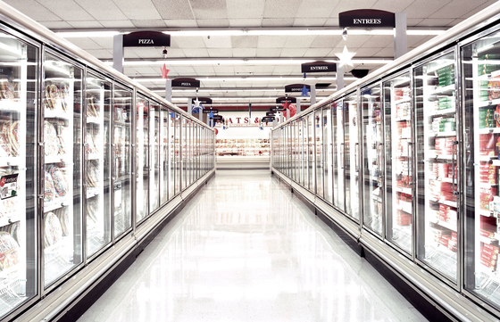 Congelatore di vetro dritto della porta dell'anti nebbia per carne ed il prodotto alimentare sensibile